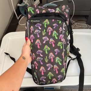 iHeartRaves Mushroom Print Hydropack